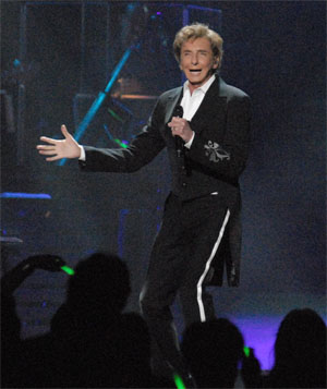 Barry Manilow, BOK Tulsa. Photo by Greg Duke